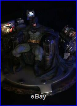 BATMAN on Batcave Throne 1/4 scale custom statue Diorama Nt Sideshow Superman
