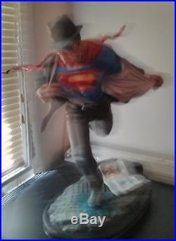 Clark Kent/Superman Custom Statue