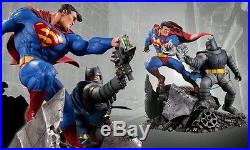 DC Collectibles Comics Batman vs. Superman The Dark Knight Returns Statue