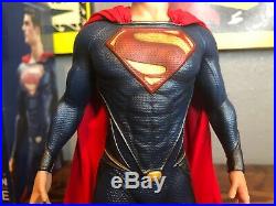 DC Collectibles Man of Steel 1/6 Scale Icon Superman Statue
