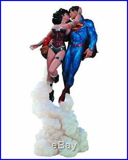 DC Collectibles Superman and Wonder Woman The Kiss Statue REPAIRED A