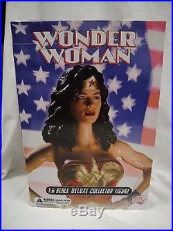 DC DIRECT WONDER WOMAN DELUXE COLLECTOR FIGURE 13 1/6 Scale Girl JLA Statue