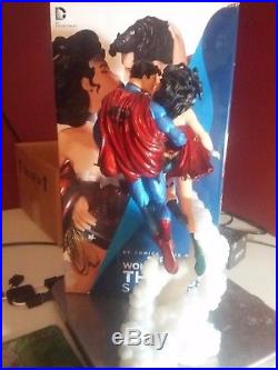 DC Direct Collectibles Superman Wonder Woman The Kiss Statue VHTF Rare