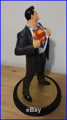 DC Direct SUPERMAN FOREVER #1 Full-size statue By Alex Ross #0017/5000