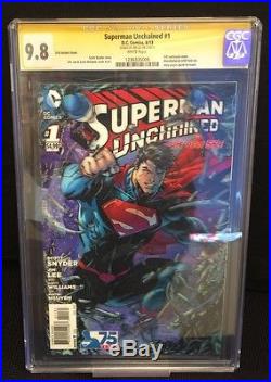 D. C. Superman Unchained #1 3D Lenticular Variant CGC Signature Jim Lee 9.8