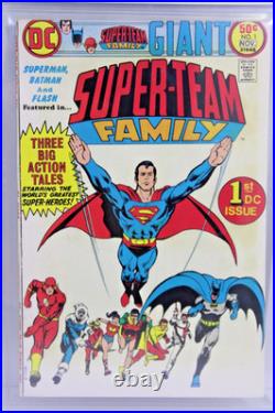 Graded superman team family giant comic 8.5