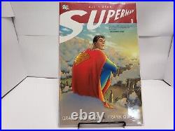 Graphic Novel/Comic Book Lot of 23 books-Batman Superman Justice League & more