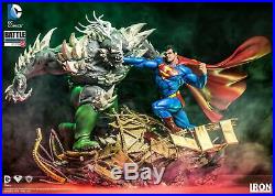 Iron Studios DC Comics Superman vs Doomsday Sixth Scale Diorama Statue