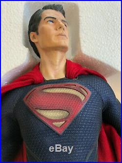 SIDESHOW SUPERMAN MAN OF STEEL PREMIUM FORMAT 1/4 SCALE STATUE FIGURE brand new
