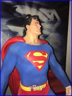 SUPERMAN EXCLUSIVE Premium Format Figure Sideshow Collectibles withBONUS BUST