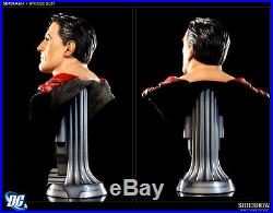 SUPERMAN Life Size Bust/Statue by Sideshow Justice League / DC Comics