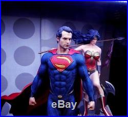SUPERMAN Man of steel statue Not Sideshow