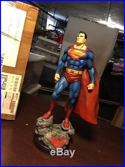 Superman Statue-gabriel Luna 1/5 Scale