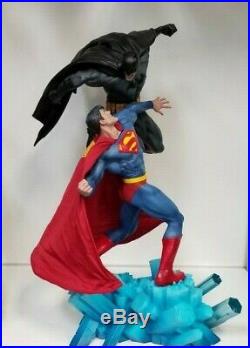 Sideshow Batman Versus Superman Premium Format Statue