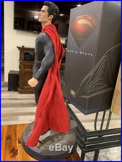 Sideshow Collectibles Superman Man Of Steel Premium Format Statue Henry Cavill