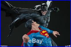 Sideshow DC Comics Batman vs Superman Superhero Clash Diorama Statue In Stock