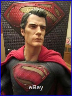 Sideshow Superman Man Of Steel Premium Format 1/4 Scale Statue