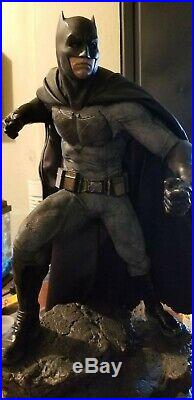 Sideshow collectibles batman vs superman statue