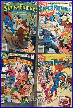 Super Friends LOT 9 Comics DC 12 16 18 19 30 31 39 43 45