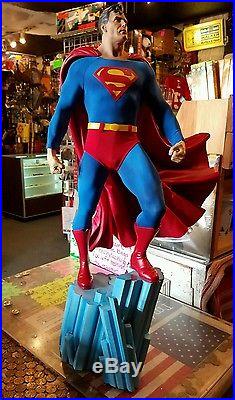 Superman Exclusive Sideshow Premium Format Statue DC Comics #559/2500 Opened