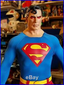 Superman Exclusive Sideshow Premium Format Statue DC Comics #559/2500 Opened
