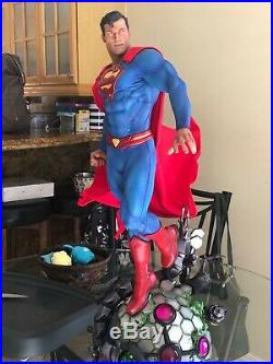 Superman Premium Format Figure by Sideshow Collectibles