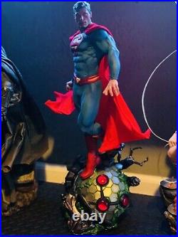 Superman Premium Format Figure by Sideshow Collectibles MINT