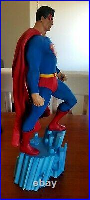 Superman Sideshow Premium Format Exclusive Statue #1220