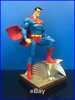Superman Statue by Jim Lee DC Direct 2329/6500 (10 Tall) Figure 2004