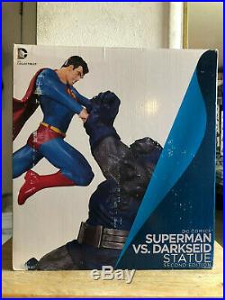 Superman Vs Darkseid Statue 2nd Edition Classic Confrontations DC Comics