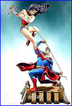 Wonder Woman Versus VS Superman DC Comics Statue New 2007 FS